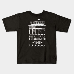 Yonkers Pier grunge Kids T-Shirt